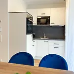 Grosszuegige Wohnung Mit Terrasse